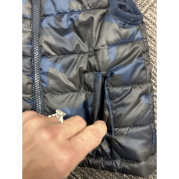 Joe Fresh Puffer Vest‎ 18-24 Mo. Camouflage Blue/gray. - Picture 2 of 7